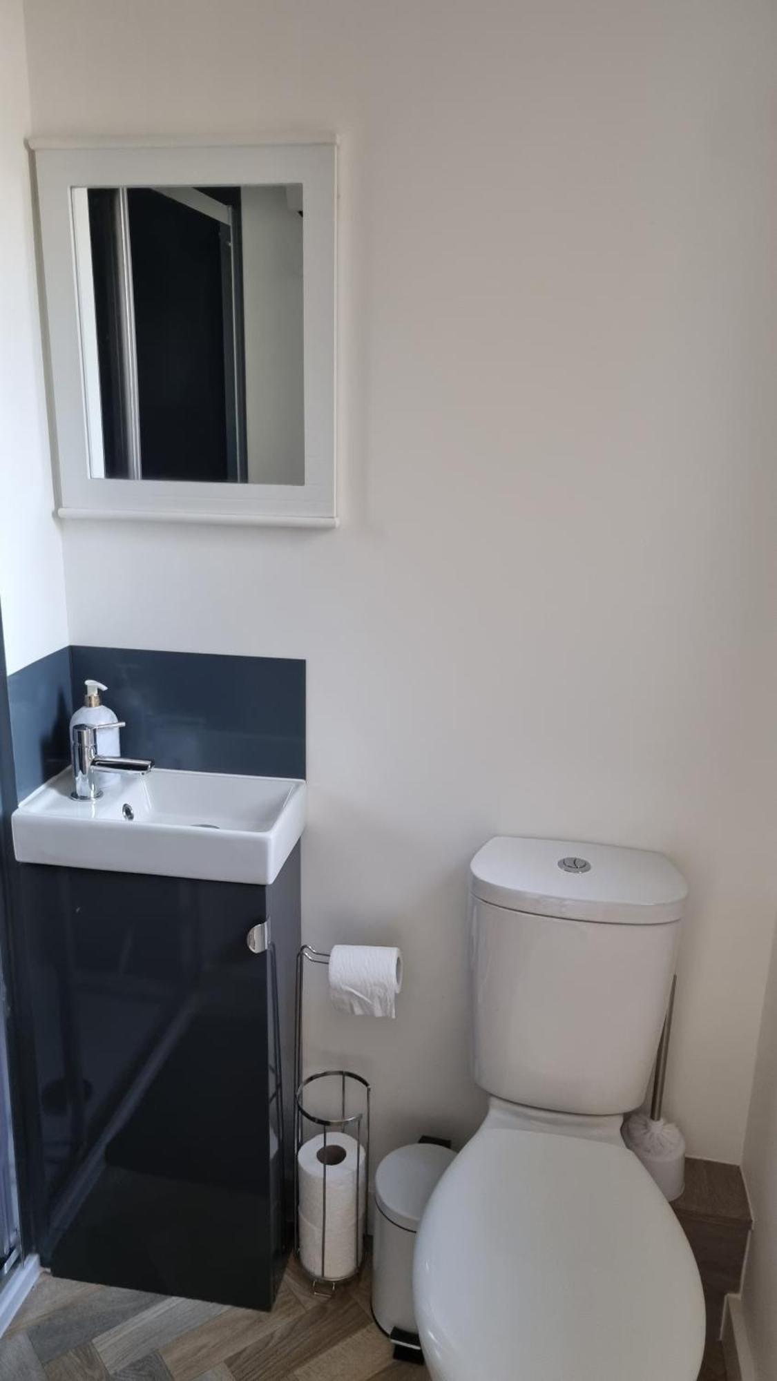 シッティングボーンSelf-Contained Annex, With Parking.アパートメント エクステリア 写真