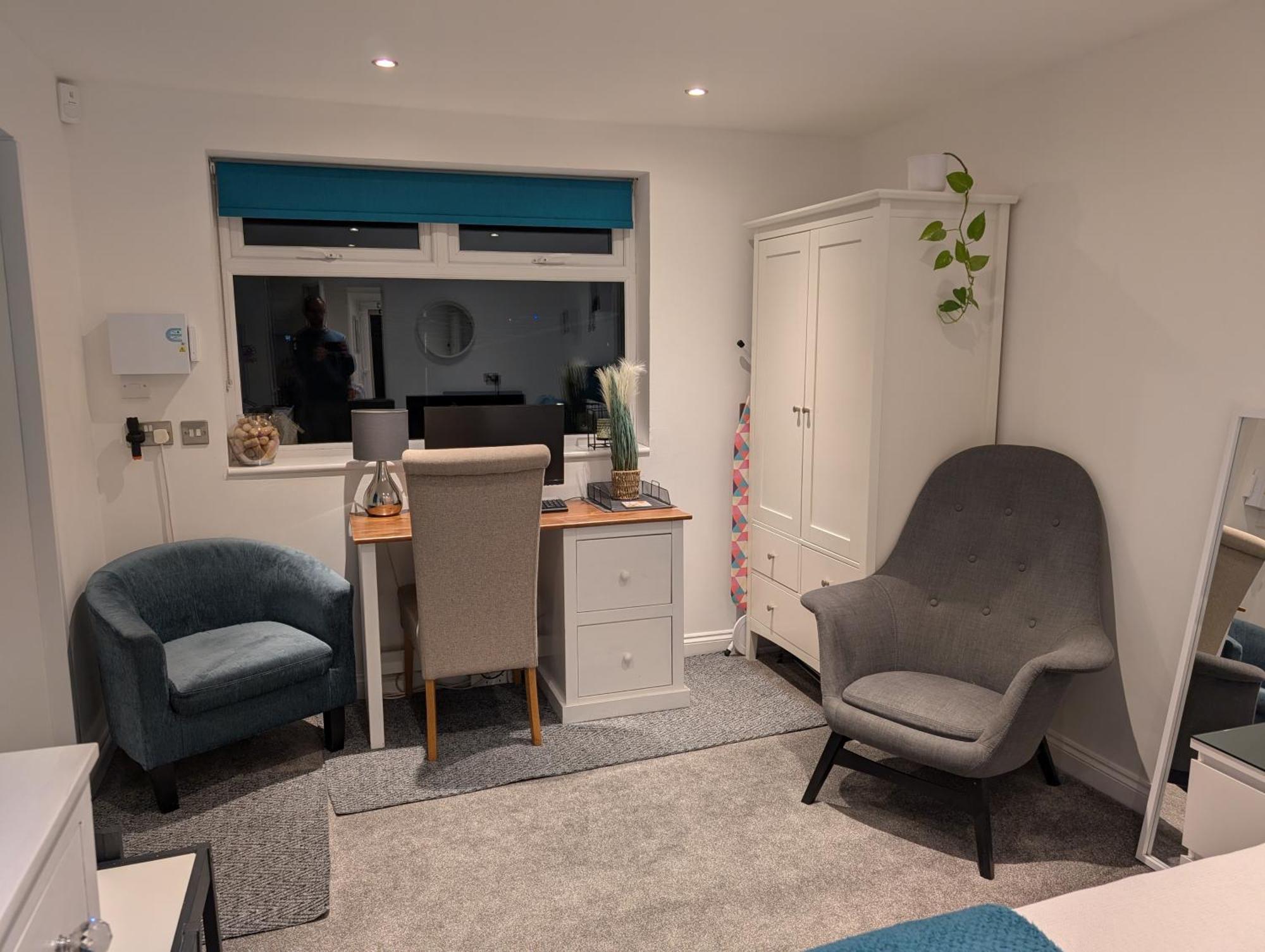 シッティングボーンSelf-Contained Annex, With Parking.アパートメント エクステリア 写真